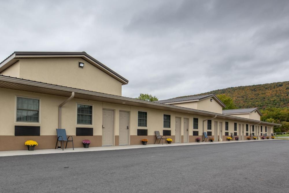 Lock Haven Grandview Hotel Mill Hall المظهر الخارجي الصورة